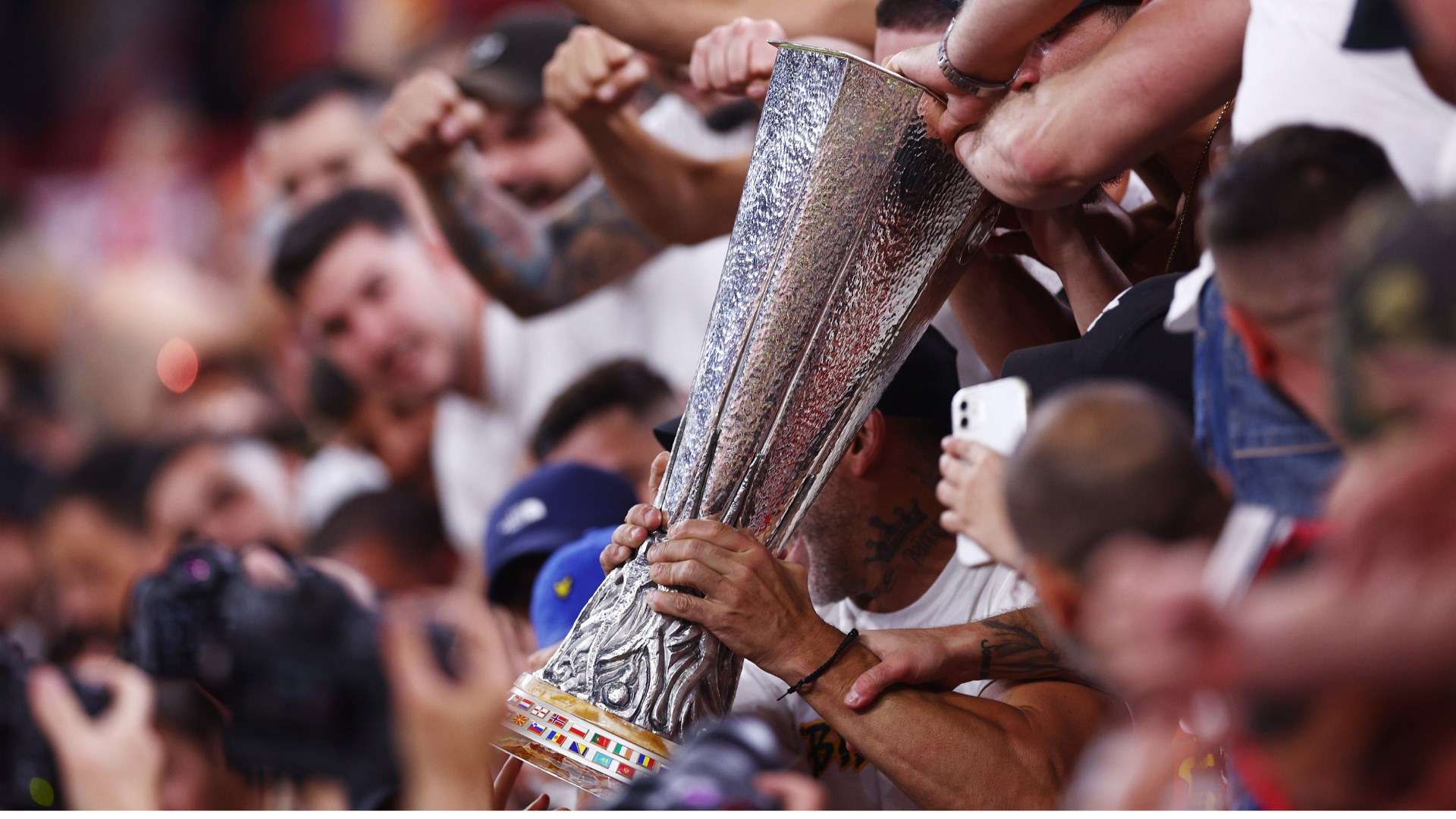 在一个地区 在一个地区